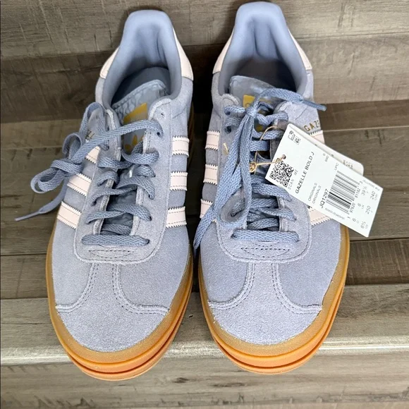adidas Gazelle Bold Lavender Suede Sneakers with Peach Accents - Picture 3 of 6